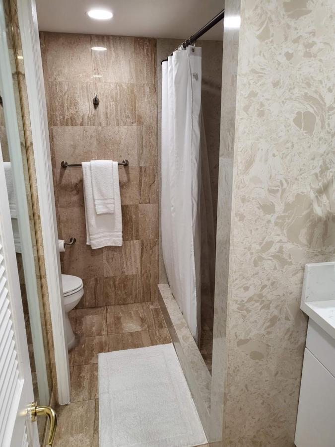 21St Floor Renovated Studio With 2 Queen Beds هونولولو المظهر الخارجي الصورة
